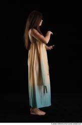 BARBORA STANDING POSE MAGIC